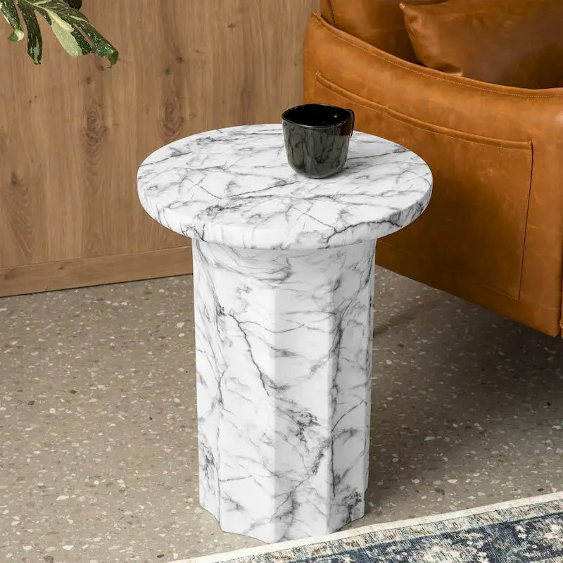 Table d'appoint moderne en faux marbre de 20,75 po de hauteur