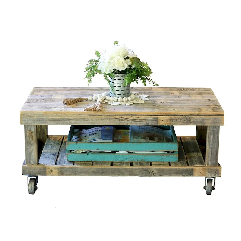 Table basse à roulettes The Gray Barn Homer, finition naturelle vieillie