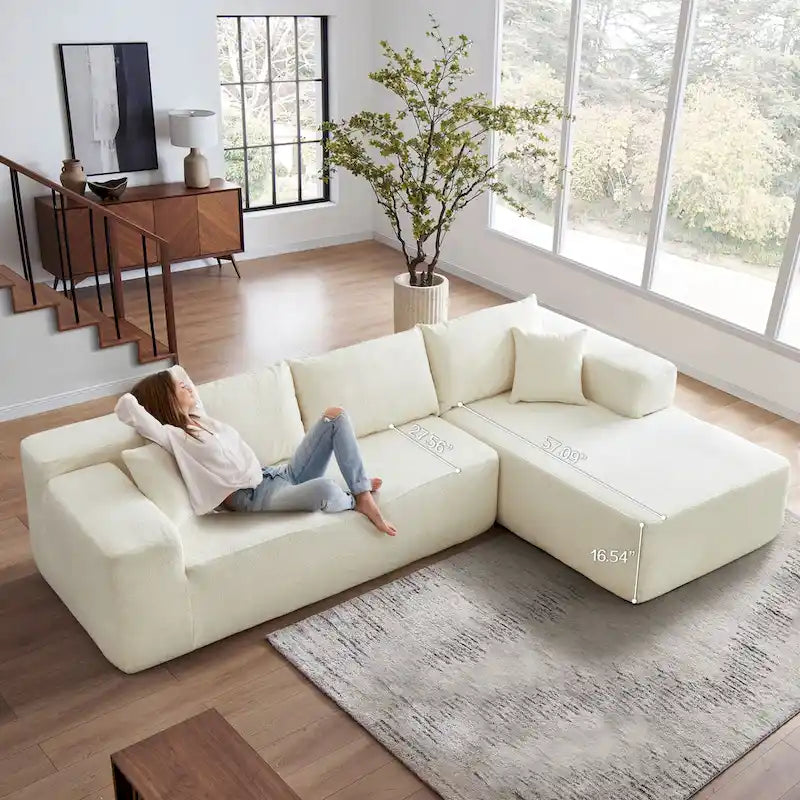Canapé méridienne moderne rembourré avec coussins pour salon