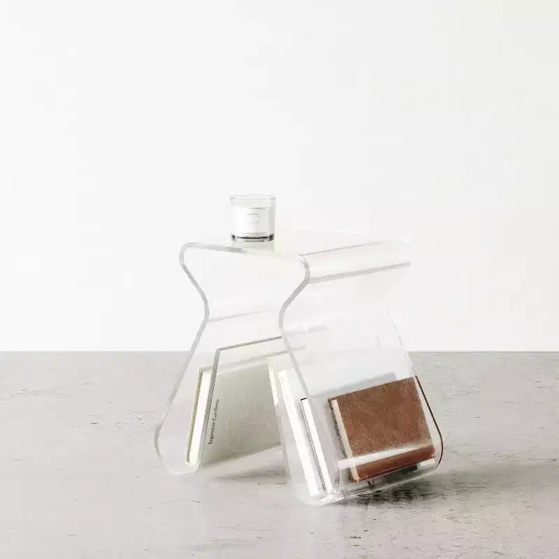 Tabouret et porte-revues Magino Transparent : Acrylique incassable, aucun assemblage requis